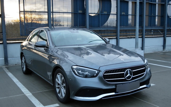 Mercedes-Benz Klasa E cena 173000 przebieg: 68200, rok produkcji 2021 z Wrocław małe 79